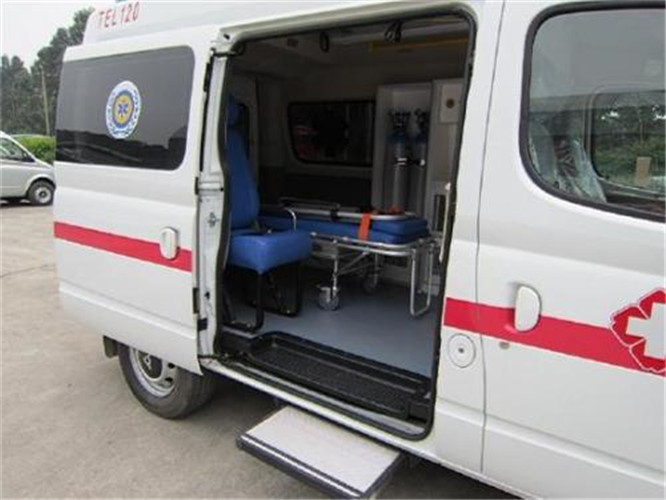 九真镇救护车出租服务案例7