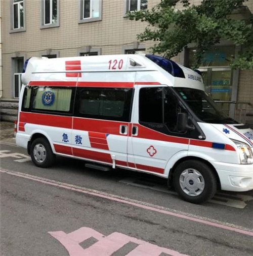 九真镇选择我们的救护车出租,开启安心转院之旅